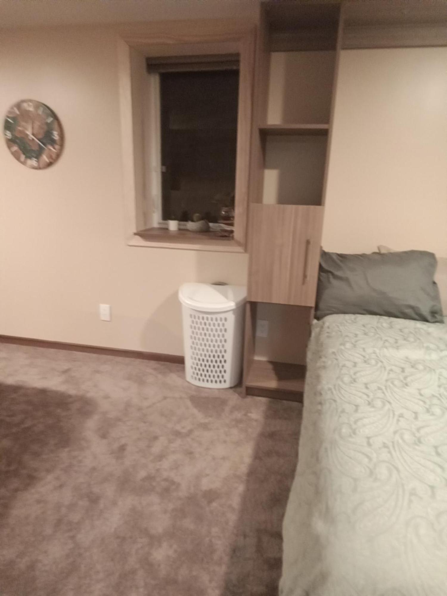 Super Suite With Sauna, Pool Table And Arcade Game Λάνσινγκ Εξωτερικό φωτογραφία